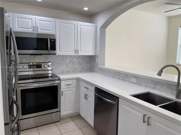 3 bedrooms apartment for rent in Westchester FL - Miami Dade, Miami