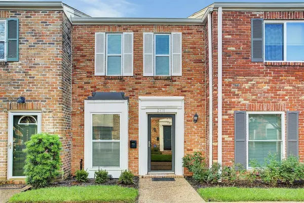 2 bedrooms apartment for rent in Woodlake/ Briar Meadow - West Houston, Houston
