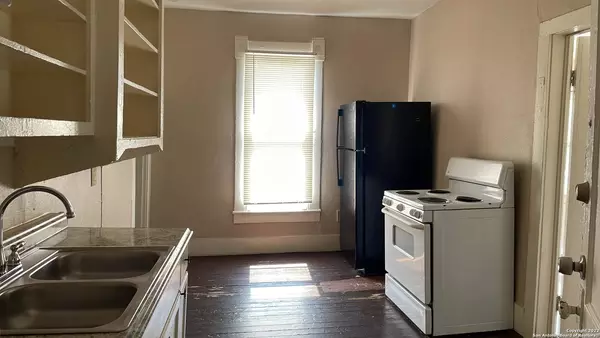 2 bedrooms apartment for rent in Highland Park SATX - East SATX, San Antonio