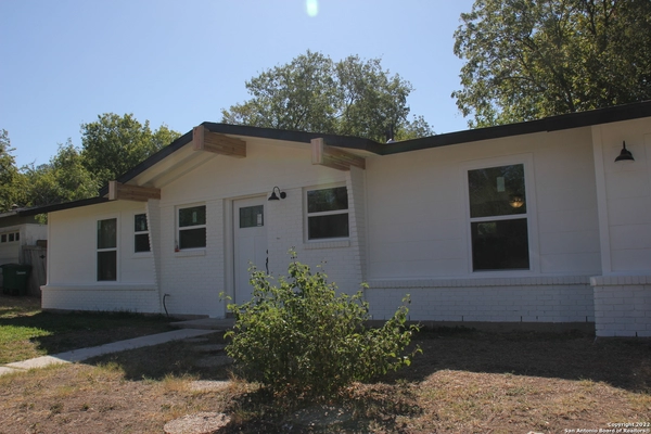 3 bedrooms apartment for rent in Inner West Side - West SATX, San Antonio