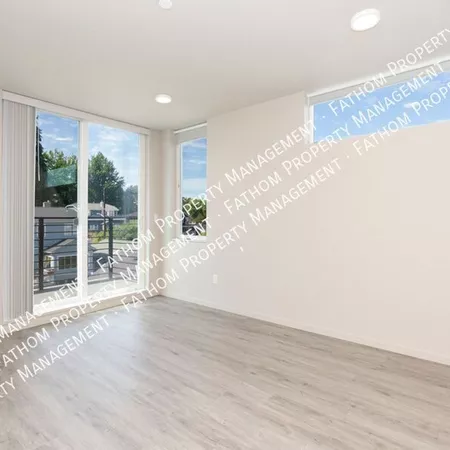 Studio Apartment for rent in Genesse - West Seattle, Seattle