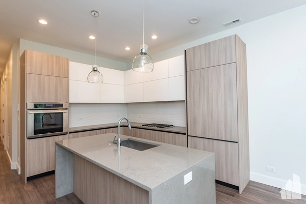 3 bedrooms apartment for rent in West Town - West Side, Chicago