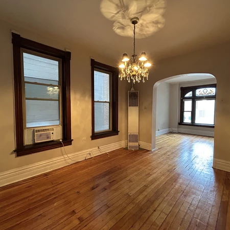 3 bedrooms apartment for rent in Ukrainian Village - West Side, Chicago