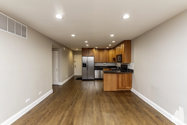 2 bedrooms apartment for rent in Lincoln Park - North Side, Chicago