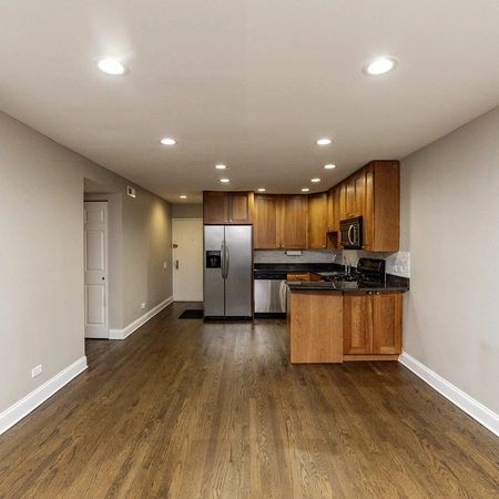 2 bedrooms apartment for rent in Lincoln Park - North Side, Chicago