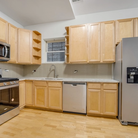 3 bedrooms apartment for rent in West Town - West Side, Chicago