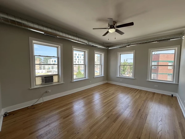 Studio Apartment for rent in Logan Square - North Side, Chicago