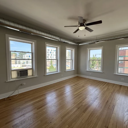 Studio Apartment for rent in Logan Square - North Side, Chicago