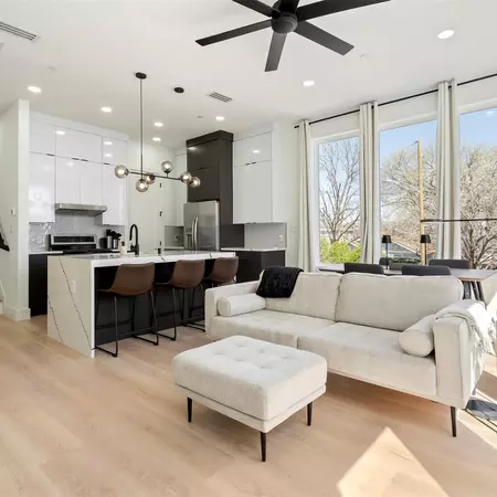 2 bedrooms apartment for rent in Old East Dallas - Ne Dallas, Dallas