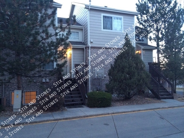 3 bedrooms apartment for rent in Washington Virginia Vale - East Denver, Denver