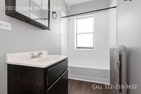 2 bedrooms apartment for rent in South Shore - South Side, Chicago
