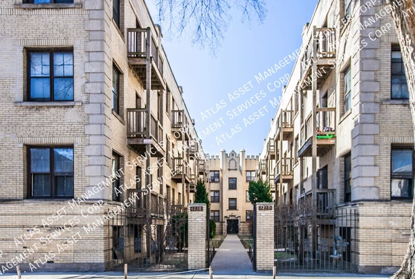 2 bedrooms apartment for rent in Grand Boulevard - South Side, Chicago