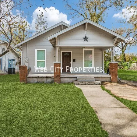 4 bedrooms apartment for rent in South Dallas/Fair Park - Se Dallas, Dallas