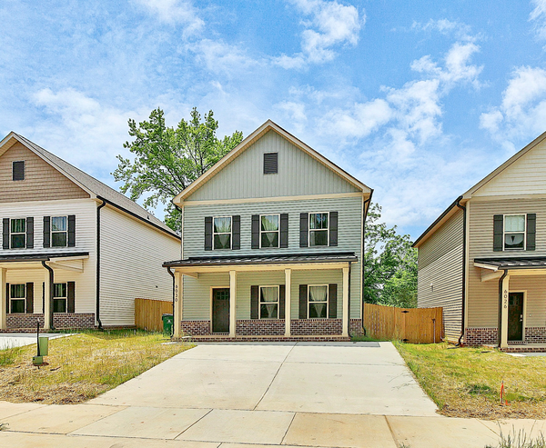 Coliving in Hickory Grove - East Charlotte, Charlotte