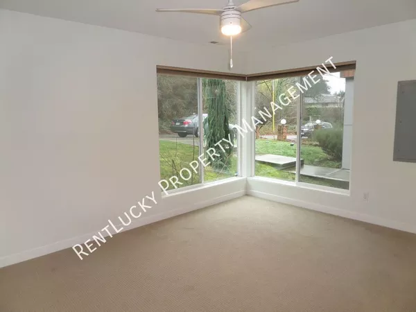 4 bedrooms apartment for rent in Beacon Hill Seattle - SE Seattle, Seattle