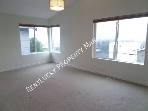 4 bedrooms apartment for rent in Beacon Hill Seattle - SE Seattle, Seattle