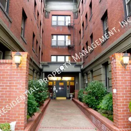 Studio Apartment for rent in Nob Hill Portland - NW Portland, Portland