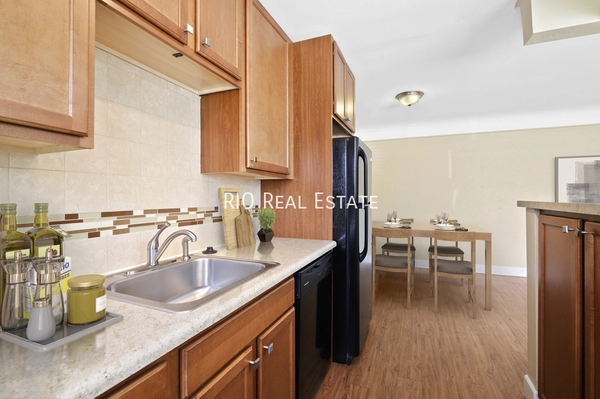 2 bedrooms apartment for rent in Cherry Creek - East Denver, Denver