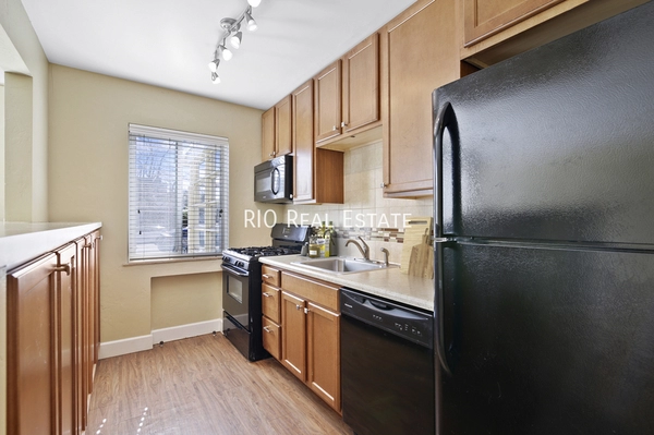 2 bedrooms apartment for rent in Cherry Creek - East Denver, Denver
