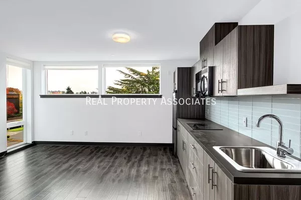 Studio Apartment for rent in Wedgwood - North Seattle, Seattle