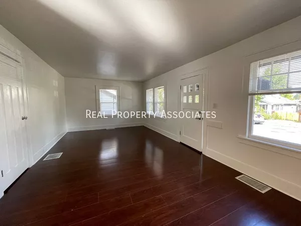 4 bedrooms apartment for rent in University District - North Seattle, Seattle