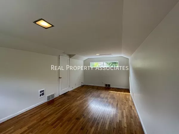 3 bedrooms apartment for rent in Laurelhurst - North Seattle, Seattle