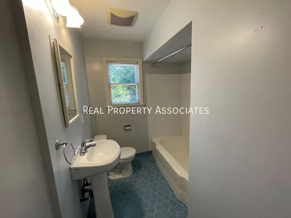 3 bedrooms apartment for rent in Laurelhurst - North Seattle, Seattle