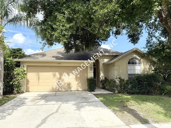3 bedrooms apartment for rent in Town 'n' Country - West Tampa, Tampa