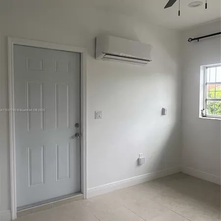1 bedroom apartment for rent in Westchester FL - Miami Dade, Miami