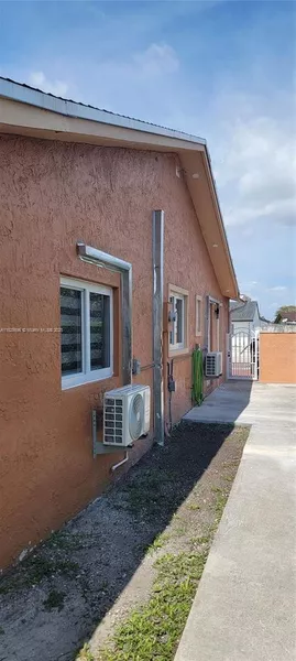 2 bedrooms apartment for rent in Tamiami - Miami Dade, Miami