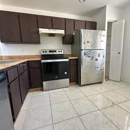 2 bedrooms apartment for rent in West Park - Broward County, Miami