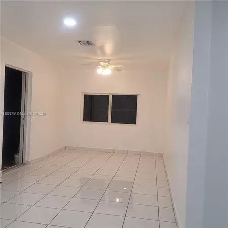 1 bedroom apartment for rent in Westchester FL - Miami Dade, Miami