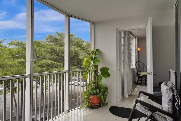 2 bedrooms apartment for rent in North Miami Beach - Miami Dade, Miami
