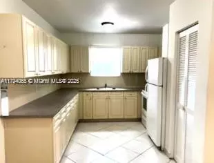 2 bedrooms apartment for rent in West Miami - Miami Dade, Miami