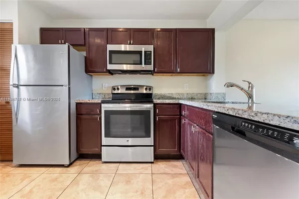 2 bedrooms apartment for rent in West Park - Broward County, Miami