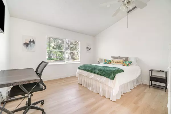 Coliving in DeLand - Outer Orlando, Orlando