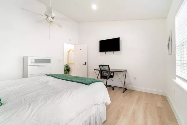 Coliving in DeLand - Outer Orlando, Orlando