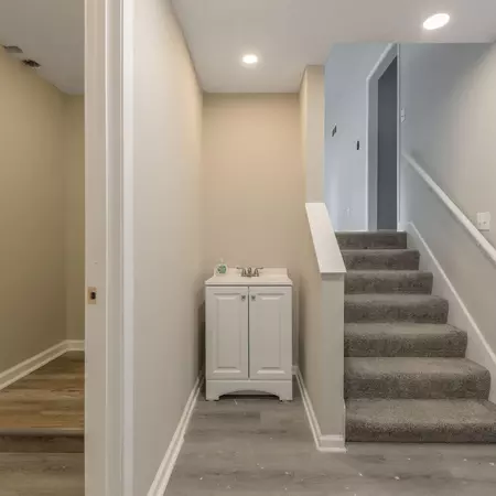 Coliving in Blue Springs - Outer KCMO, Kansas City