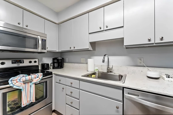 Coliving in Windy Hill - Southside, Jacksonville