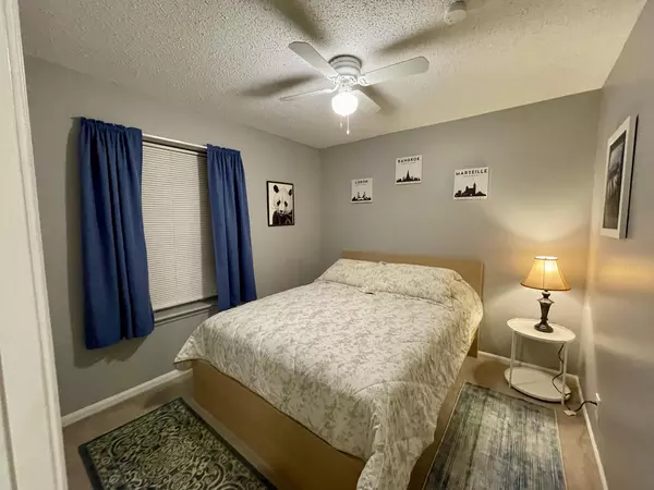 Coliving in Smithville - Outer KCMO, Kansas City