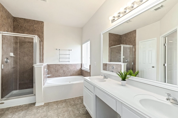 Coliving in Winsdor Park - West Houston, Houston