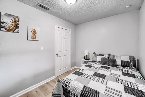 Coliving in Lake Forest - Northside, Jacksonville