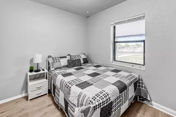 Coliving in Lake Forest - Northside, Jacksonville