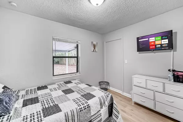Coliving in Lake Forest - Northside, Jacksonville