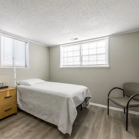 Coliving in Lee's Summit - Outer KCMO, Kansas City