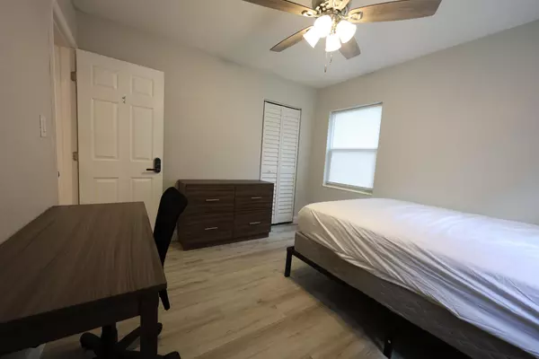 Coliving in Seminole Heights - North Tampa, Tampa