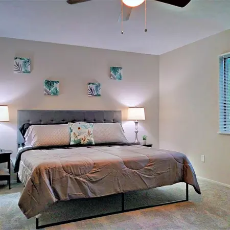 Coliving in Acres Home - Nw Houston, Houston