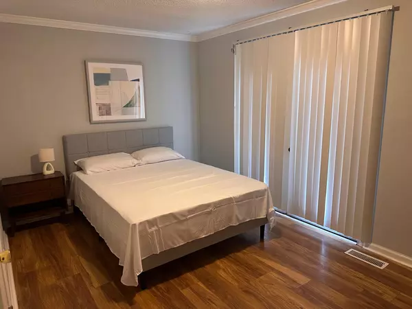 Coliving in Fuquay-Varina - Outer Triangle, Raleigh