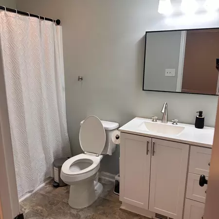 Coliving in Fuquay-Varina - Outer Triangle, Raleigh