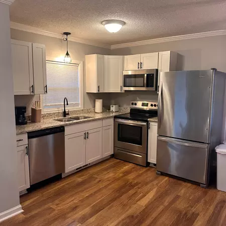 Coliving in Fuquay-Varina - Outer Triangle, Raleigh